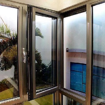 云南斷橋鋁門窗市場價(jià)格解析與選購指南